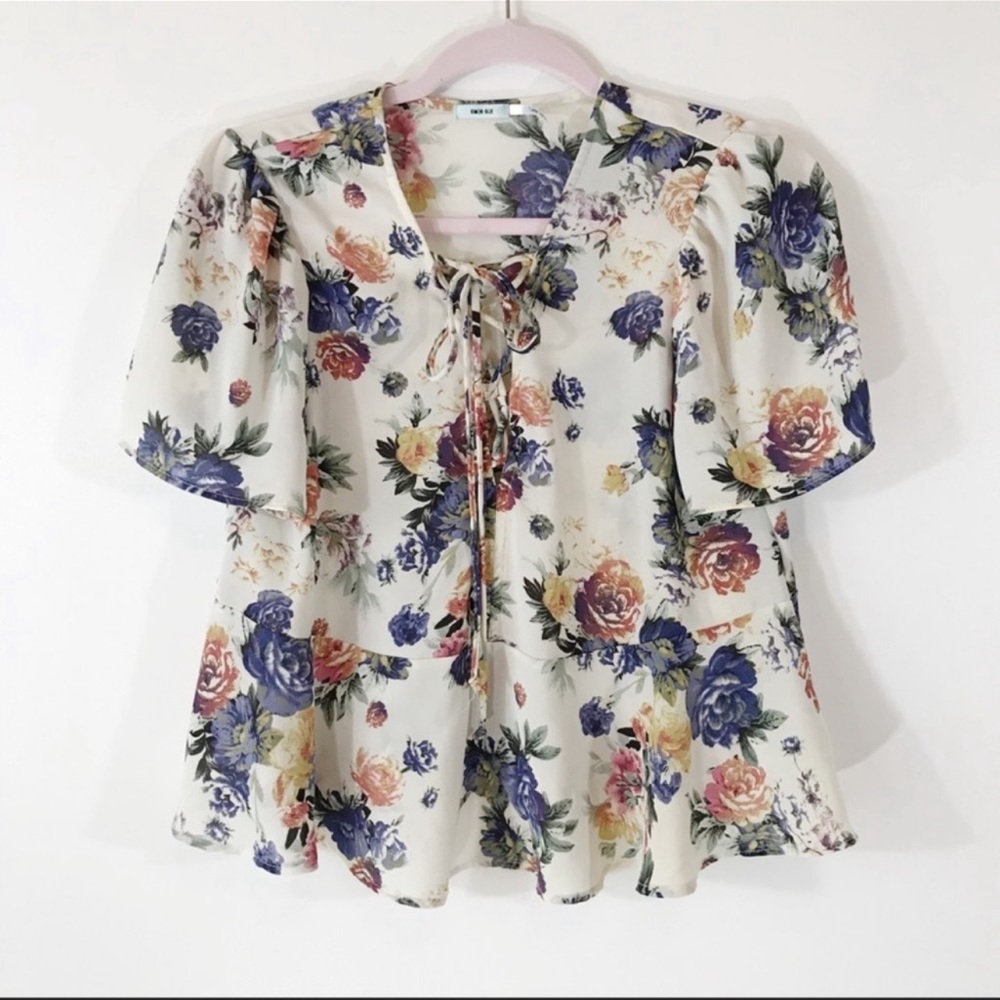 Urban Outfitters Kimchi Blue Floral Peplum Top, M